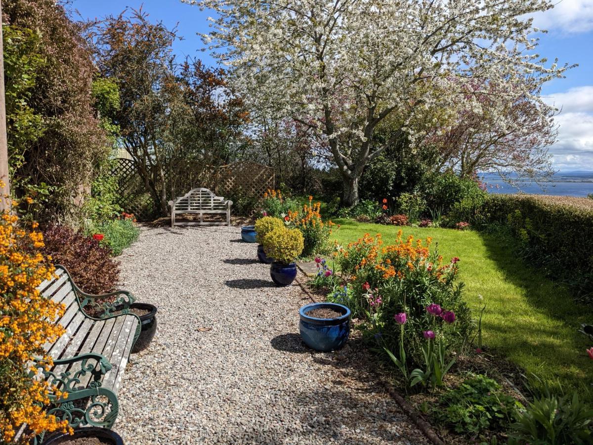 Black Isle Bed And Breakfast Avoch ภายนอก รูปภาพ